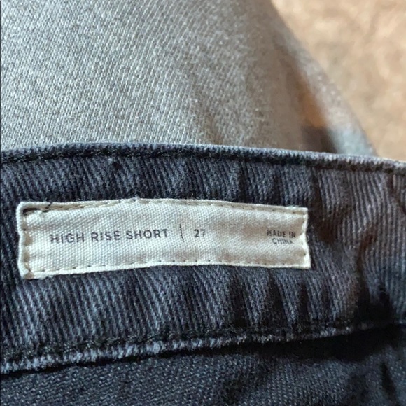 Black jean shorts - Picture 4 of 4